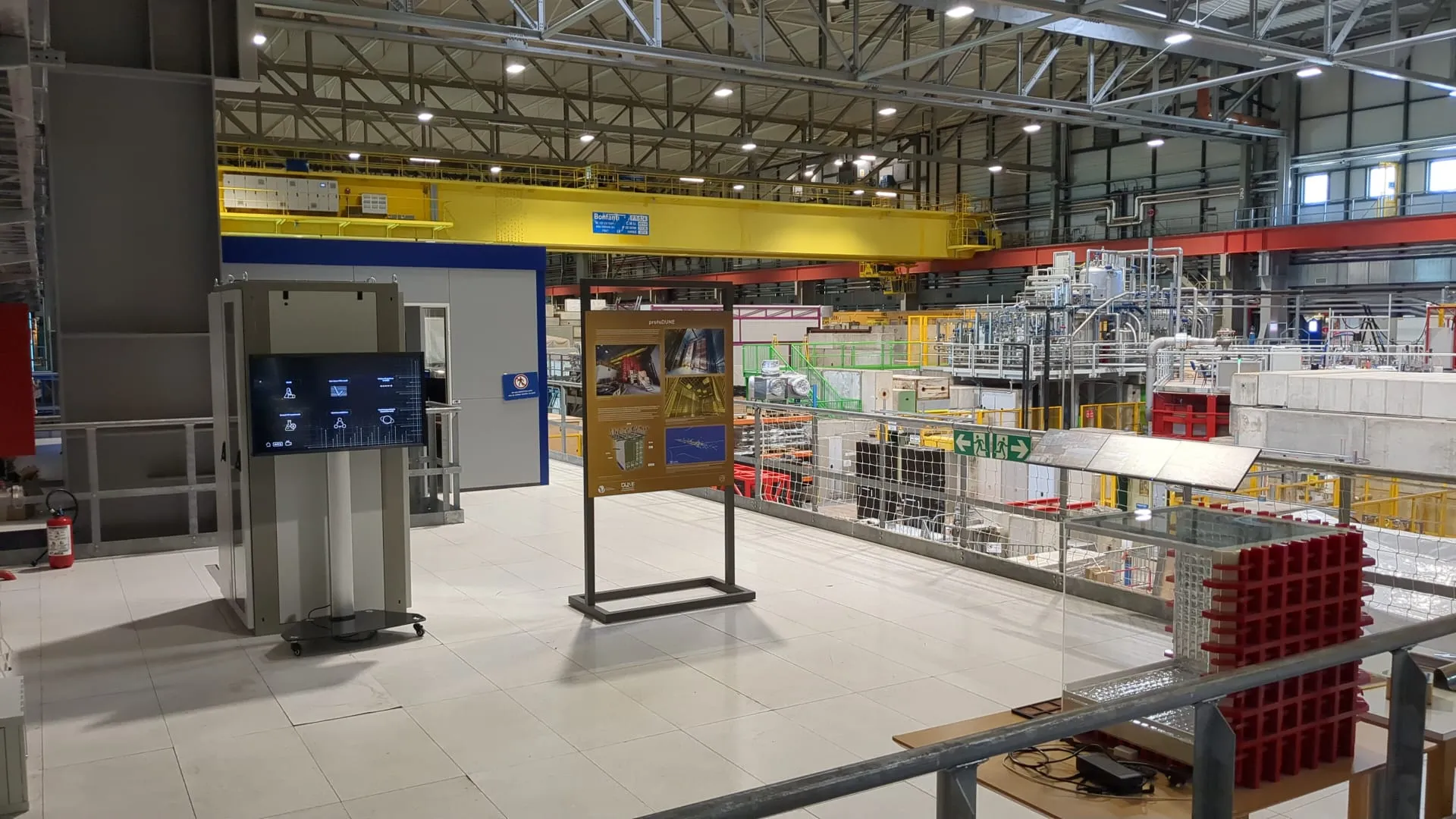 Neutrino plateform visit point